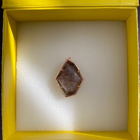 Kendra Scott Jewelry - Kendra Scott new pendant